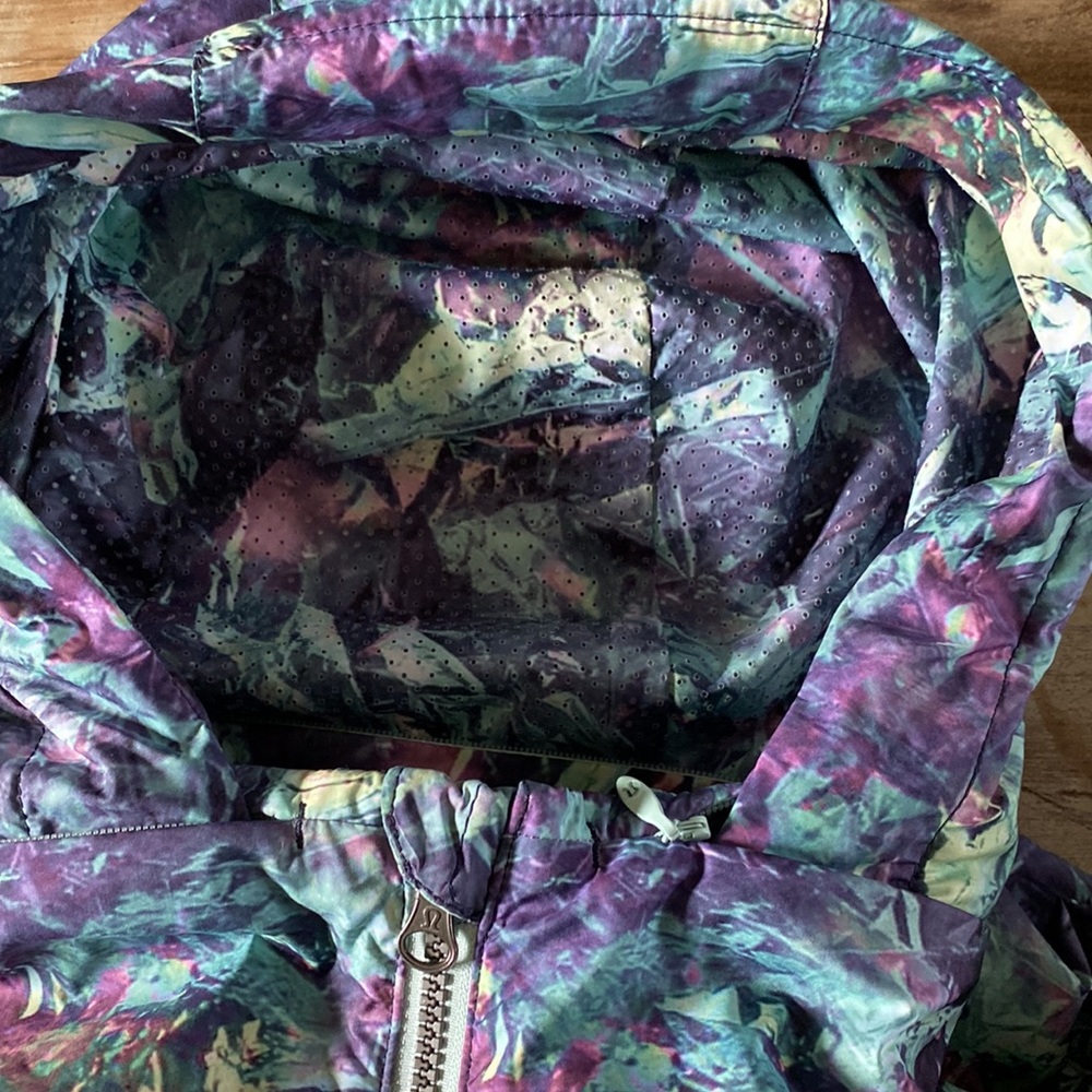 Lululemon packable jacket - Picture 8 of 16